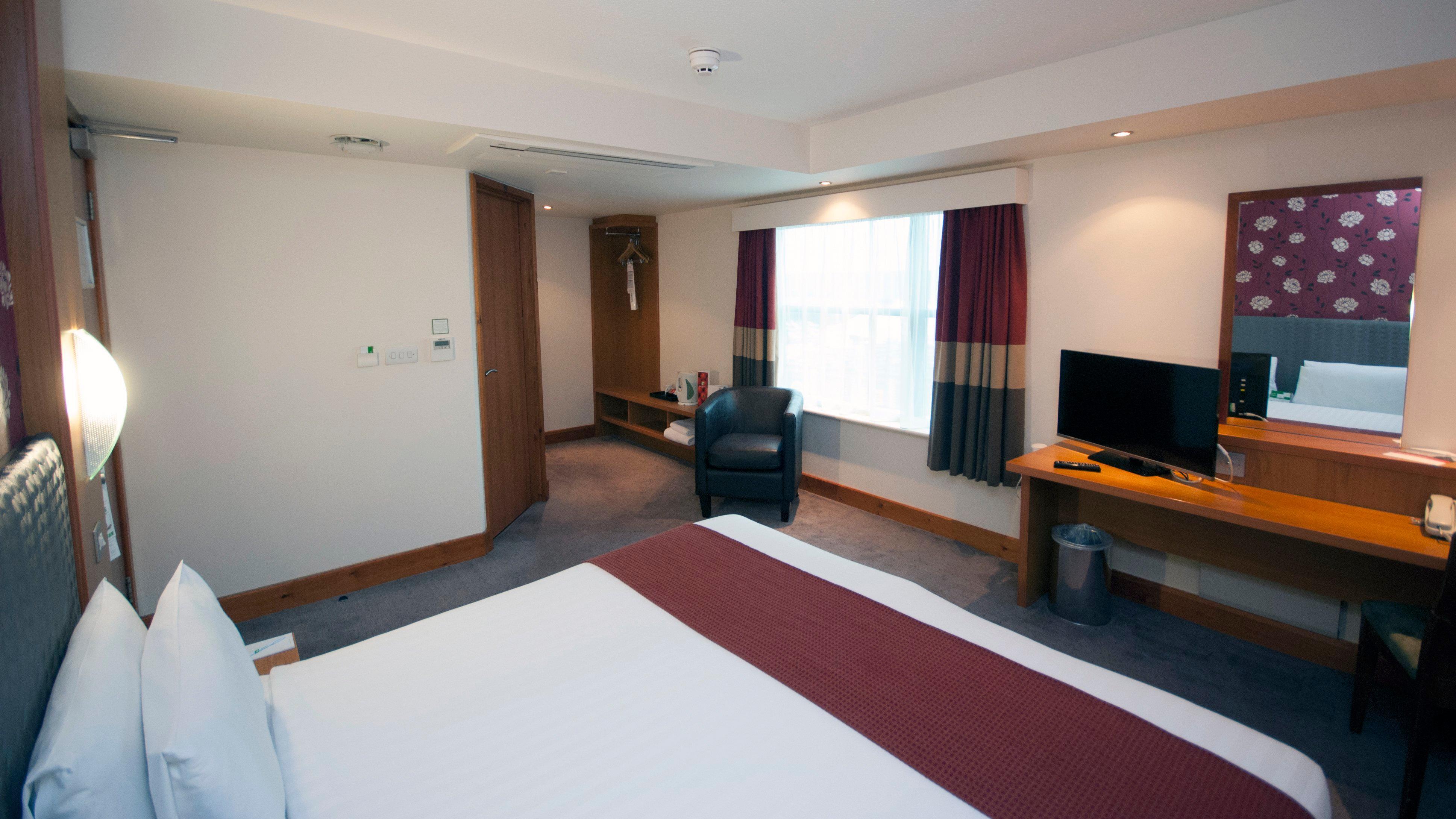 Holiday Inn Manchester - Central Park, An Ihg Hotel Eksteriør billede