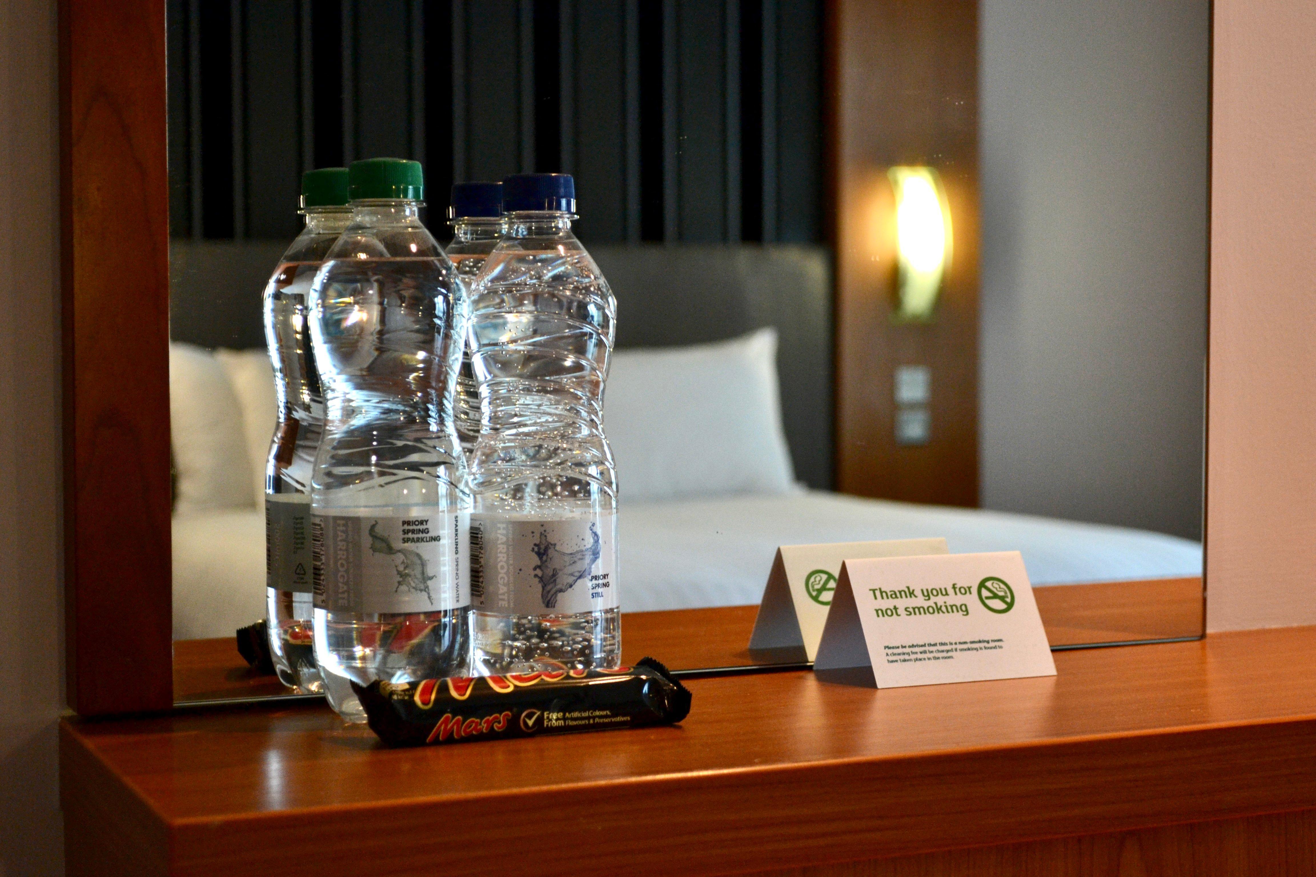 Holiday Inn Manchester - Central Park, An Ihg Hotel Eksteriør billede