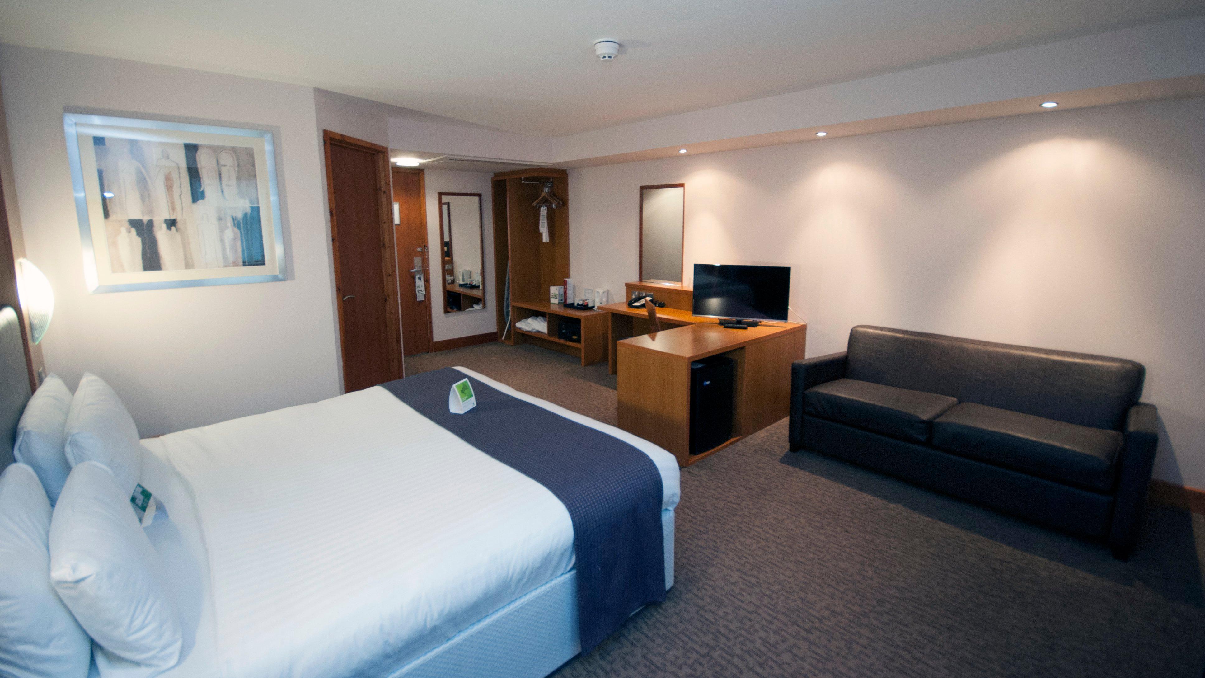 Holiday Inn Manchester - Central Park, An Ihg Hotel Eksteriør billede