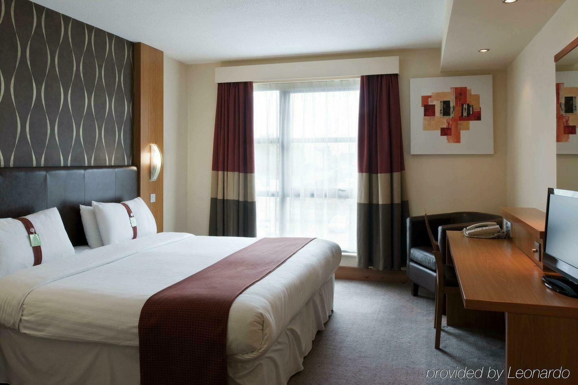 Holiday Inn Manchester - Central Park, An Ihg Hotel Eksteriør billede